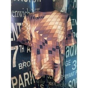 Modern‎ essentials size small